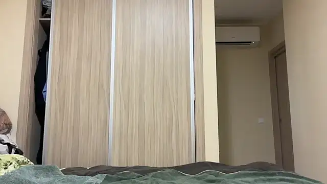 Snapshot of naughtyhollyxxxx chatting on October 23, 3:11 pm naughtyhollyxxxx online show from October 23, 3:11 pm