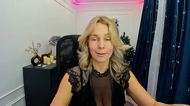 Sinty Devis online show from December 18, 11:38 am