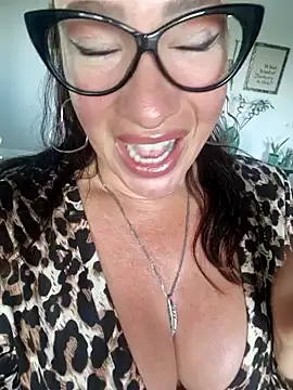 TheGoddessBianca online show from December 13, 8:09 am