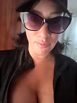 TheGoddessBianca online show from March 5, 9:27 am