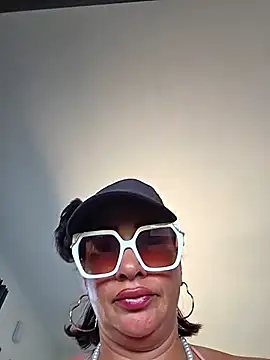 TheGoddessBianca online show from April 21, 10:43 am