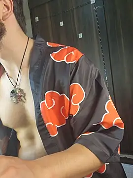 just maxii online show from November 25, 12:10 am