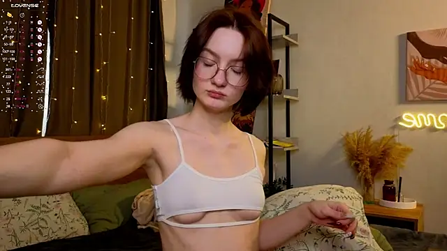 IdaValenti online show from February 17, 4:09 am