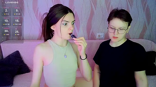  crazy baby  online show from October 30, 8:09 pm