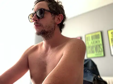 nitpersonal online show from January 14, 3:04 pm