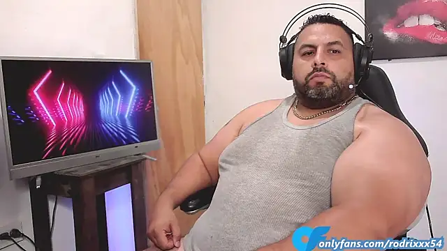 rodrix54 online show from January 4, 1:10 am