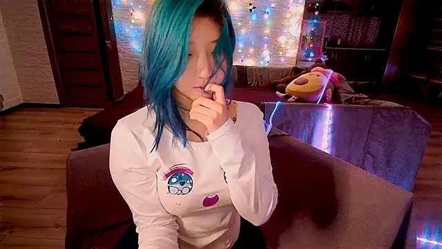 Snapshot of Akemilun chatting on December 22, 9:42 pm Akemilun online show from December 22, 9:42 pm