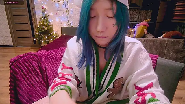 Snapshot of Akemilun chatting on December 28, 4:08 am Akemilun online show from December 28, 4:08 am