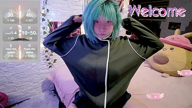 Snapshot of Akemilun chatting on October 1, 8:37 pm Akemilun online show from October 1, 8:37 pm