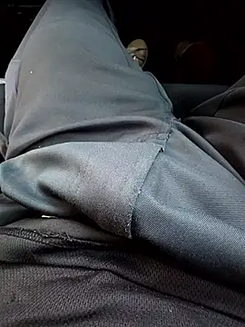 Snapshot of mjiyk1130 chatting on February 4, 8:20 am mjiyk1130 online show from February 4, 8:20 am