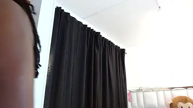 Snapshot of Sara_Marks chatting on July 18, 11:03 am Sara Marks online show from July 18, 11:03 am
