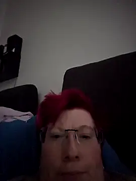 Snapshot of dieGeile0411 chatting on October 29, 11:23 am dieGeile0411 online show from October 29, 11:23 am