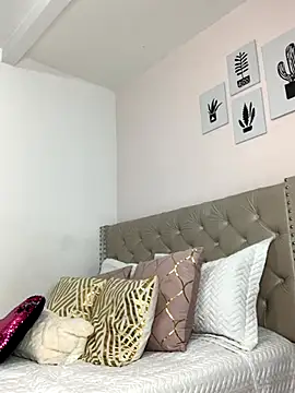 ImAlicee online show from October 16, 10:11 pm