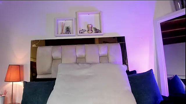 emmy r online show from April 8, 12:16 pm