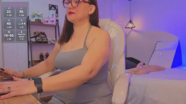 Snapshot of lady_nylon_ chatting on October 16, 11:33 am lady nylon online show from October 16, 11:33 am