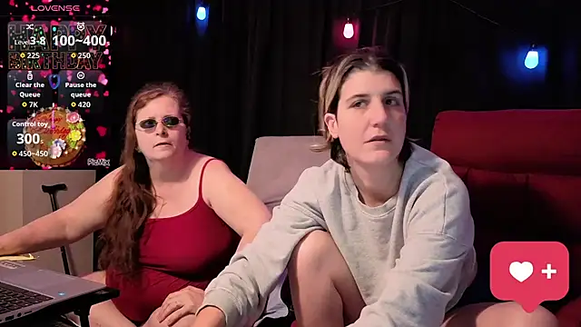 Sexy Mama-69 online show from September 26, 5:06 pm