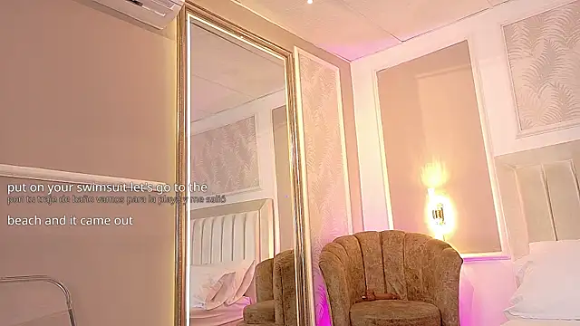 Snapshot of madison_fox1 chatting on January 19, 12:42 pm madison fox1 online show from January 19, 12:42 pm