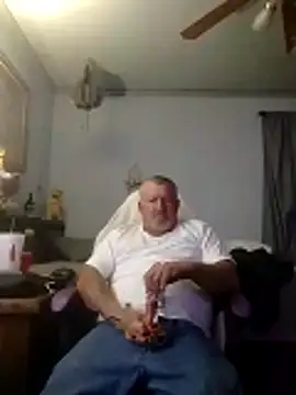 bigdoog8 online show from March 23, 10:58 pm