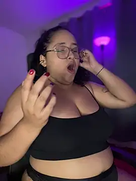 CurlyGirl 1 online show from February 22, 9:57 pm