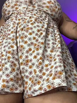 CurlyGirl 1 online show from February 28, 12:00 am