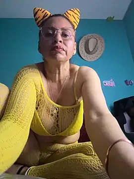 SheraHadee online show from June 2, 3:03 pm