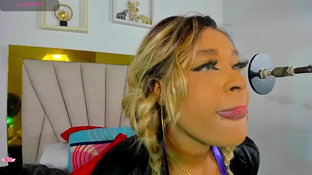 angel dthroatt online show from January 11, 12:07 pm