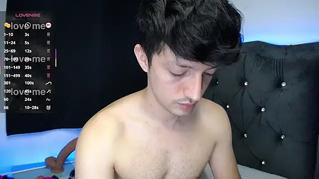 Snapshot of henry_diiaz chatting on February 6, 11:02 am henry diiaz online show from February 6, 11:02 am