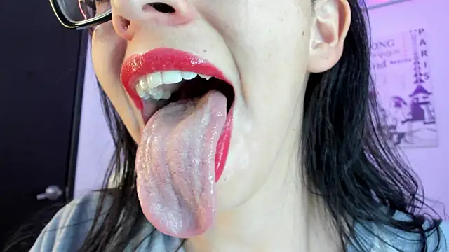 Snapshot of Katty_mouth chatting on July 27, 7:54 pm Katty mouth online show from July 27, 7:54 pm