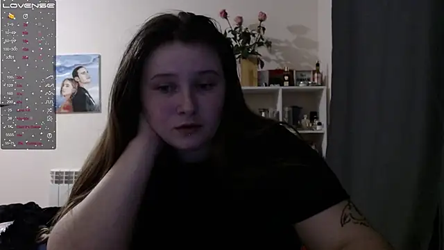 Snapshot of Light_Luna chatting on February 19, 2:34 pm Light Luna online show from February 19, 2:34 pm