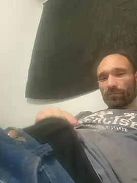 Snapshot of Johnnyw151 chatting on October 21, 2:07 pm Johnnyw151 online show from October 21, 2:07 pm