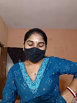 Luv Adite20 online show from November 18, 4:00 pm