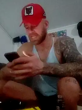 eltoulou online show from February 4, 8:28 pm