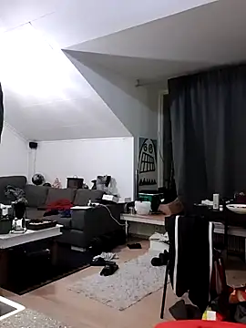 eltoulou online show from March 4, 1:12 am