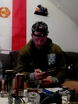 eltoulou online show from March 7, 2:36 am