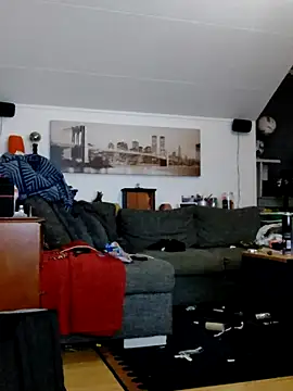 eltoulou online show from September 13, 9:47 pm