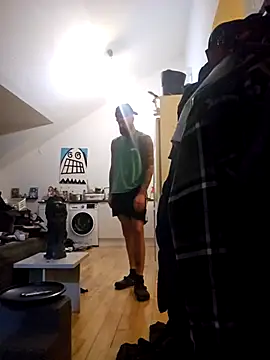 eltoulou online show from February 24, 7:23 pm