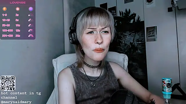 Snapshot of say_mary chatting on September 28, 7:52 pm say mary online show from September 28, 7:52 pm
