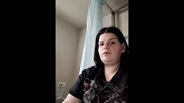 BeckiTooSweet online show from October 16, 10:55 pm