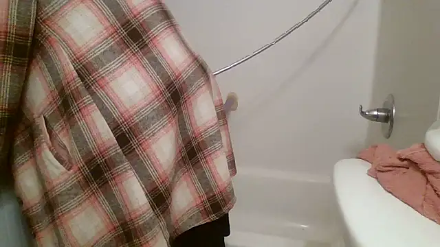 BeckiTooSweet online show from October 22, 9:31 am