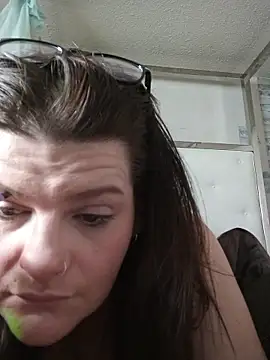 BeckiTooSweet online show from November 7, 8:20 pm