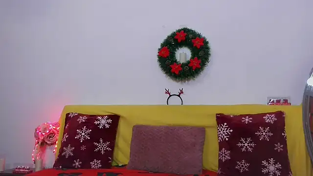 Catlady333 online show from December 18, 10:16 pm