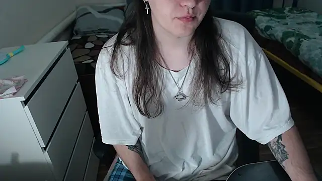 EvaMiron online show from October 13, 11:43 am