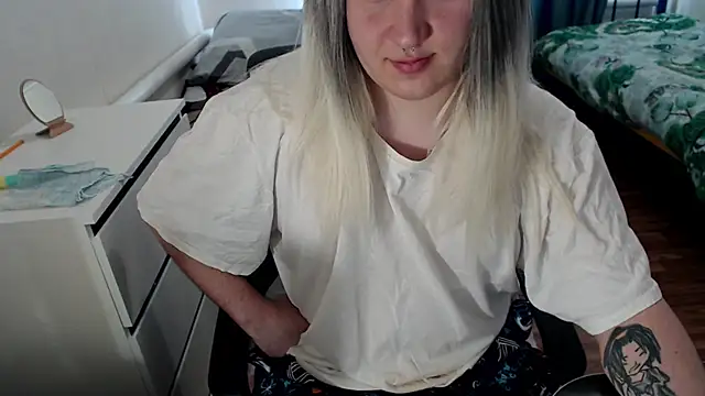 EvaMiron online show from March 26, 10:10 am