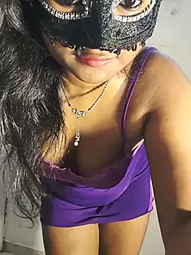 Snapshot of FANTASY_QUEEN_07 chatting on June 14, 2:24 am FANTASY QUEEN 07 online show from June 14, 2:24 am