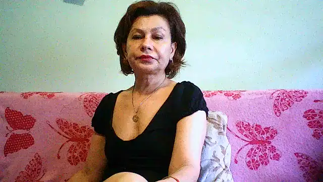 Snapshot of Mat_Elenore chatting on June 19, 5:34 am Mat Elenore online show from June 19, 5:34 am