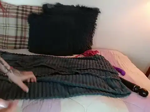 Snapshot of Keket_Smitth chatting on December 13, 8:47 pm Keket Smitth online show from December 13, 8:47 pm