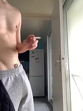 Snapshot of GuillaumebeauZizi chatting on February 10, 10:08 am GuillaumebeauZizi online show from February 10, 10:08 am