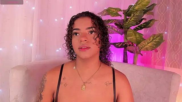 Iris hott1 online show from October 3, 3:47 am