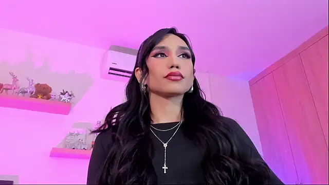 Snapshot of rose_saenz chatting on December 16, 8:58 pm rose saenz online show from December 16, 8:58 pm