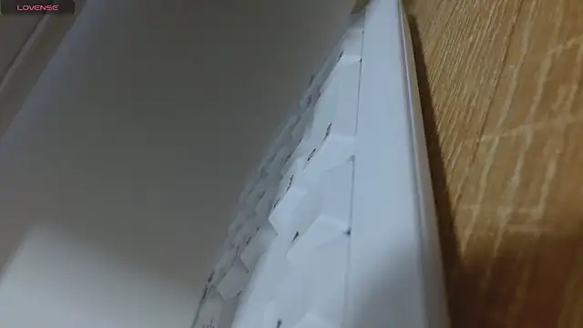 Snapshot of genesis_moretz chatting on February 18, 10:39 pm genesis moretz online show from February 18, 10:39 pm